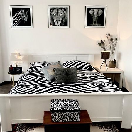 Oldtown Safari Lodge Bratislava Dış mekan fotoğraf